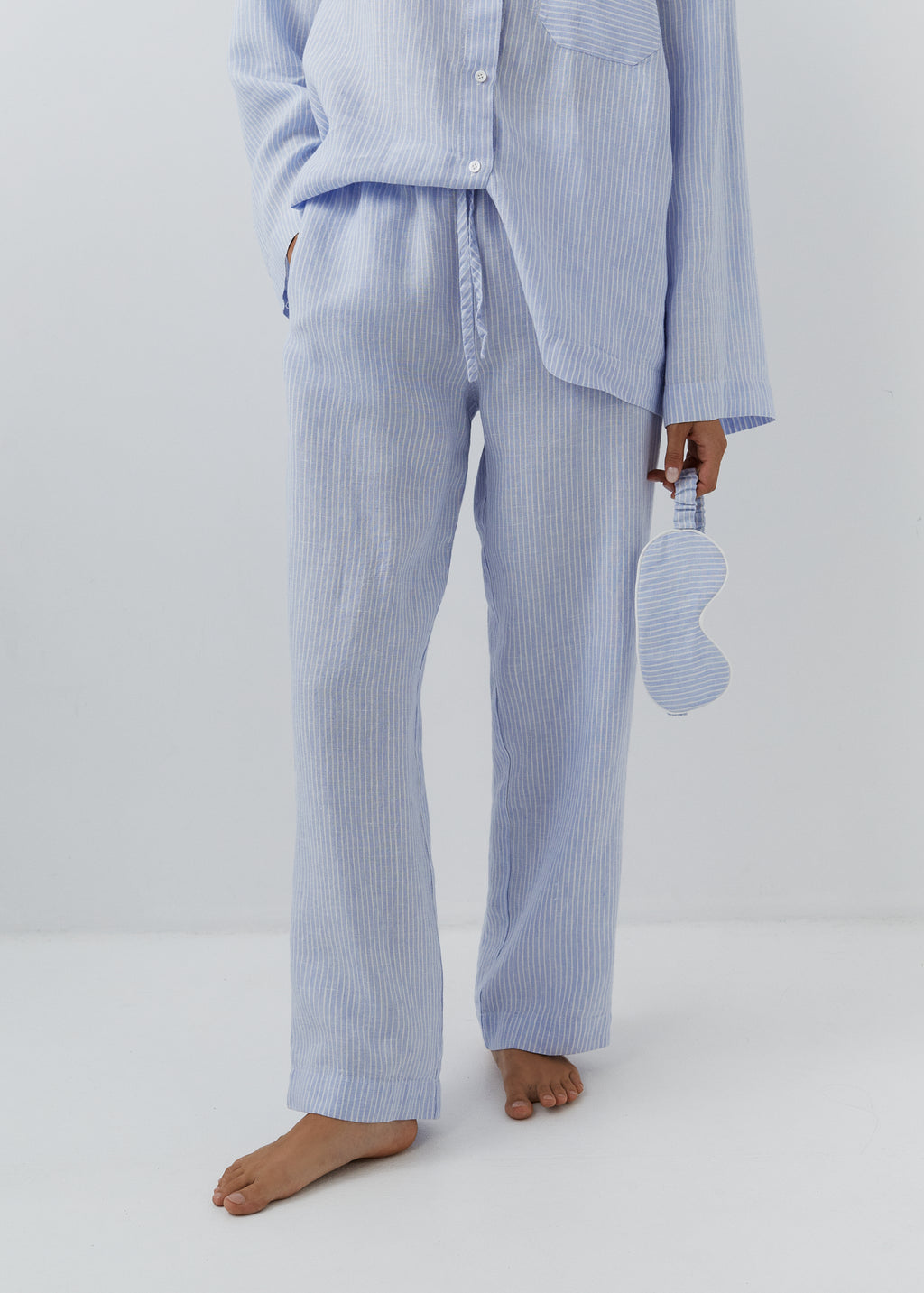 FINE STRIPED LINEN PAJAMA SET